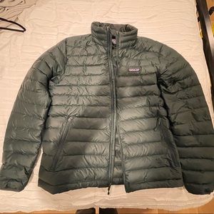 Men’s Patagonia Downsweater Jacket, size Medium, color Green